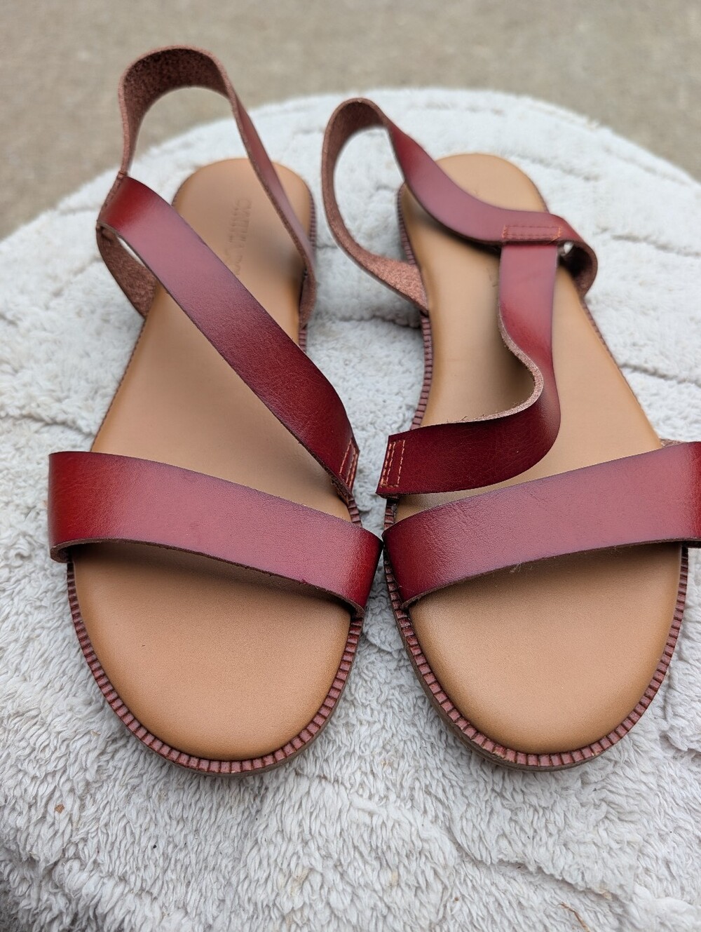Women's Cognac Red Brown Slingback Sandals Made By Cynthia Rowley Size 8